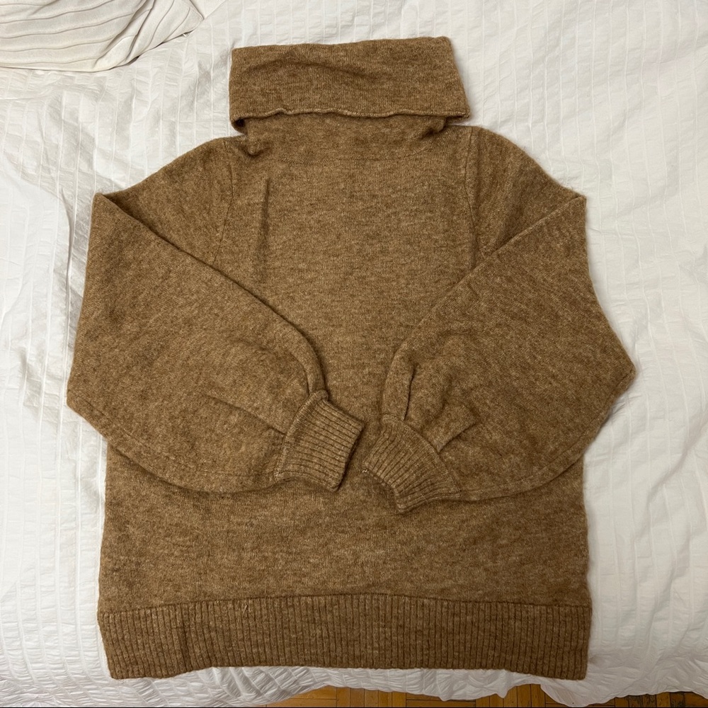 The Group by Babaton Adichie Sweater - Picture 7 of 11